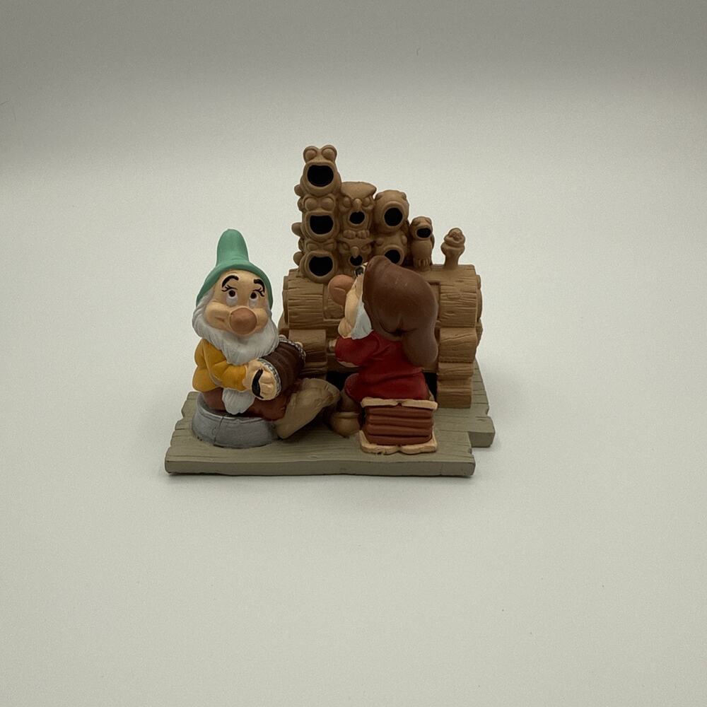 Vtg Disney store Lil' Classics Snow White Seven Dwarfs Organ Band PVC Figurine